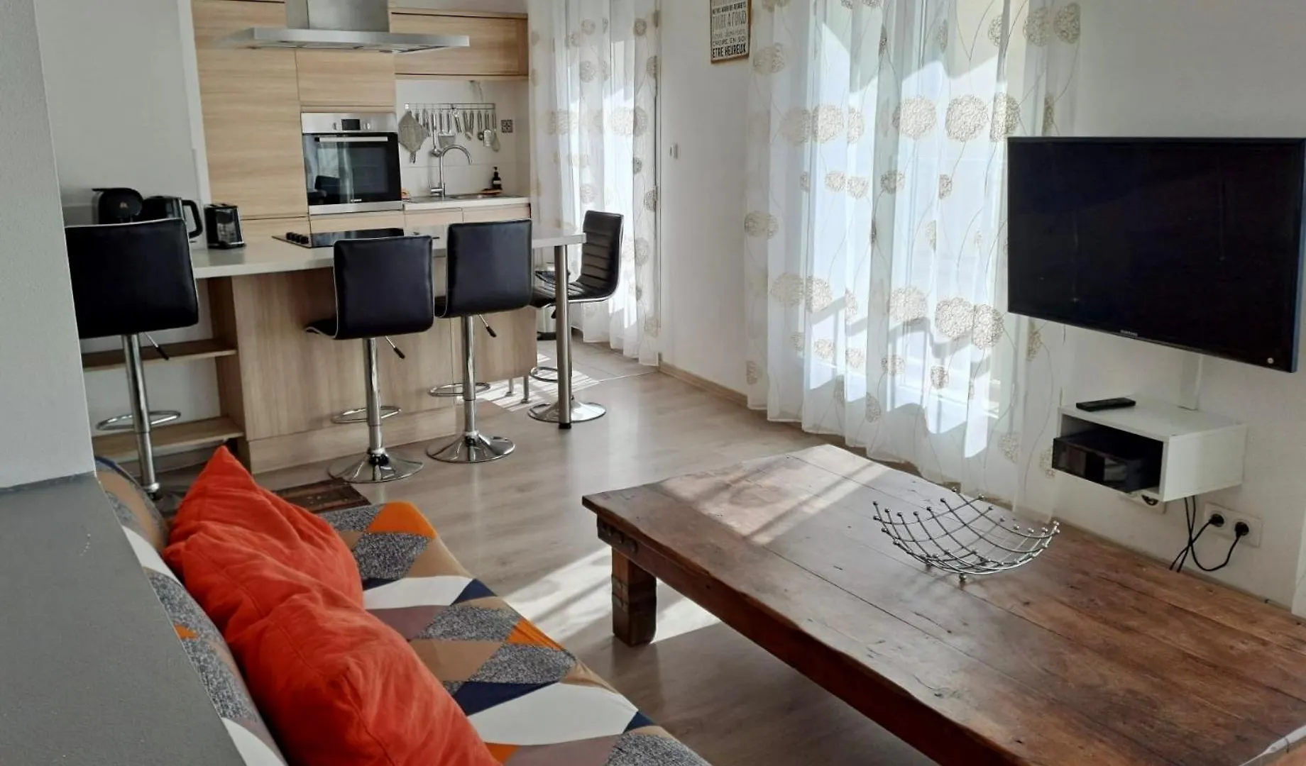 Le Phoceen Appartement Terrasse Plein Centre Marseille Apartment